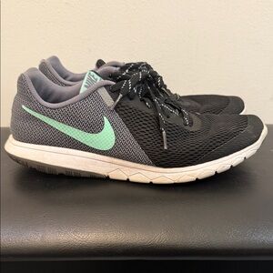 Nike Black and Mint Athletic Sneakers